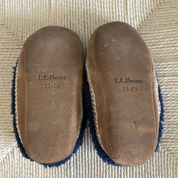 L.L. Bean Kids’ Cozy Slipper Booties - Picture 3 of 5
